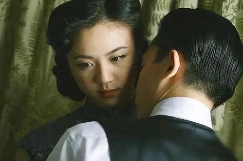 色贼汤唯电影在线观看,汤唯经典电影，在线观看重温经典瞬间